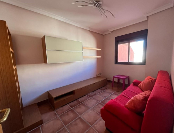 Alquiler de Ático en C. Rector Salvador Vila Hernández, 7