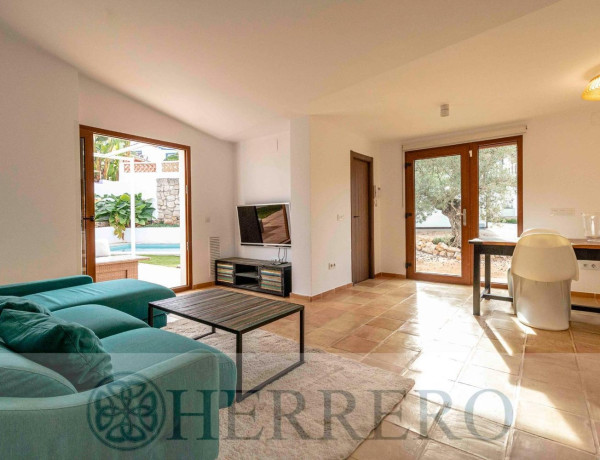 Casa o chalet independiente en venta en calle de la Salvia, 9