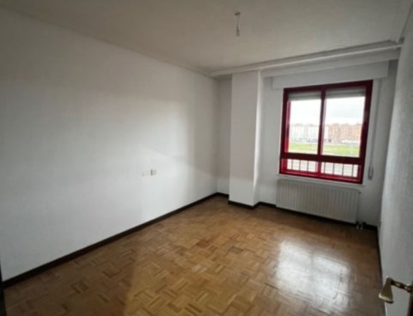 Piso en venta en avenida de los Cipreses