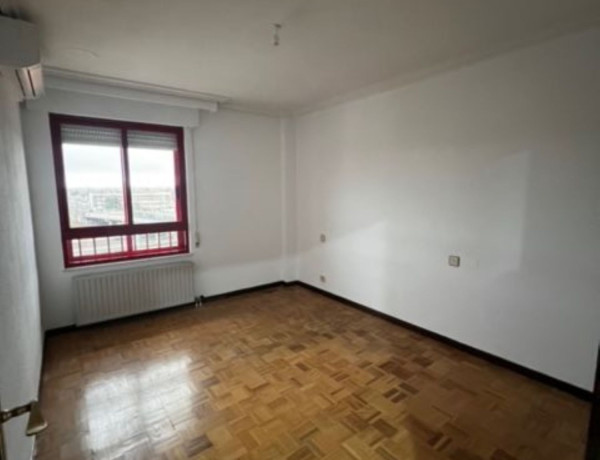 Piso en venta en avenida de los Cipreses