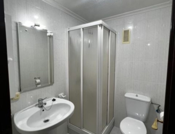 Piso en venta en avenida de los Cipreses