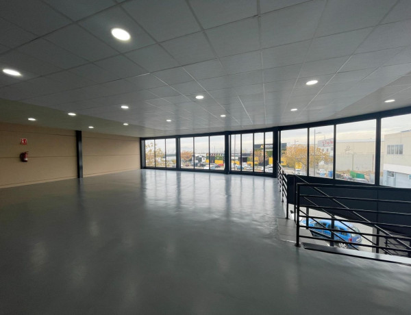 Nave en venta en calle Venecia