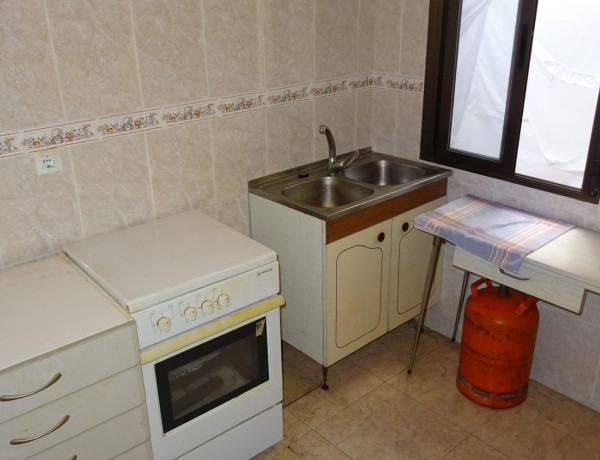 Piso en venta en calle Lorenzo Ferreira