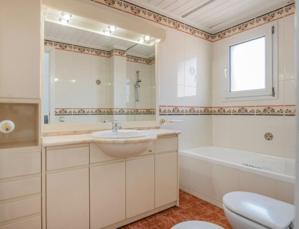 Piso en venta en Centre - Passeig i Rodalies