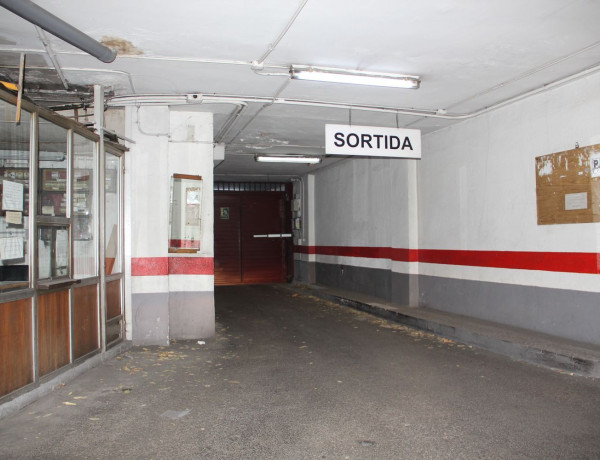 Garaje en venta en calle de València, 500