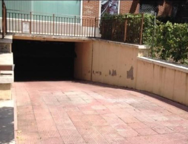 Garaje en venta en avenida de la Albufera