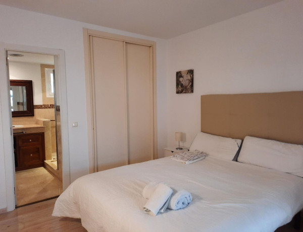 Alquiler de Piso en La Dama de Noche-La Alzambra