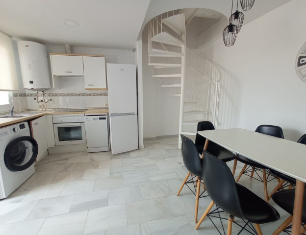 Piso en venta en calle Perdices