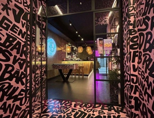 Alquiler de Local en calle de Manresa