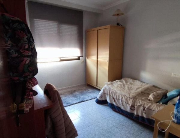 Chalet adosado en venta en calle Salvador Giner