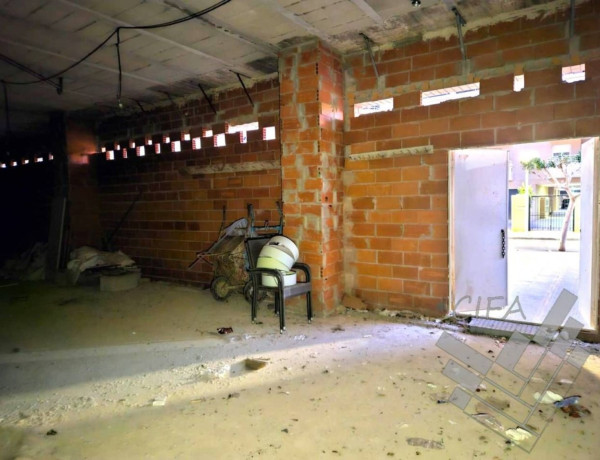 Local en venta en calle Jorge Guillen