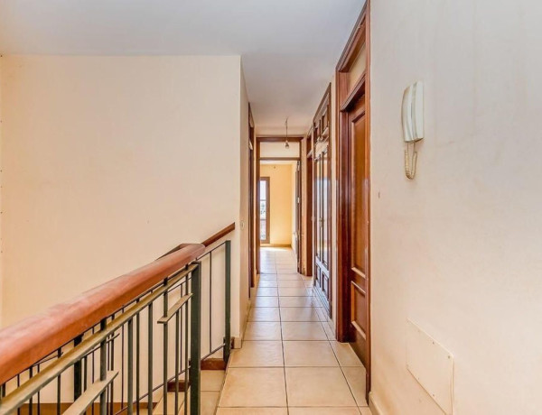 Chalet adosado en venta en calle Victoriano Ávila s/n