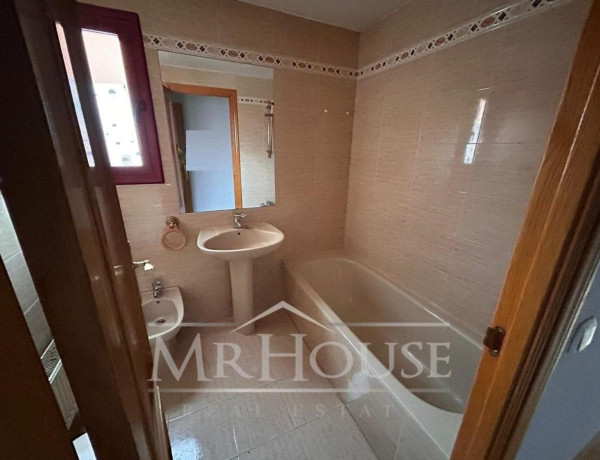 Piso en venta en calle Rutilo