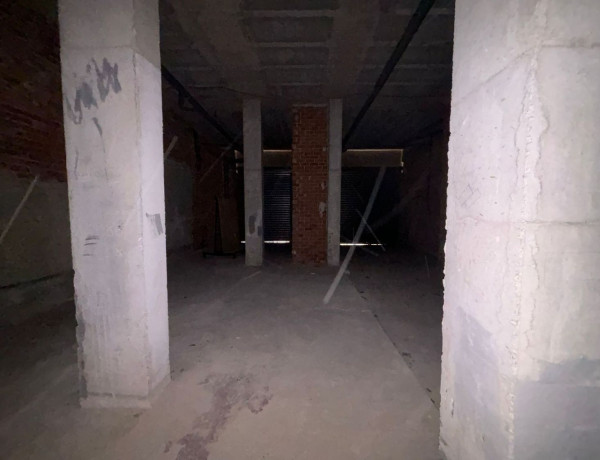 Local en venta en calle del Marqués de Villores, 3