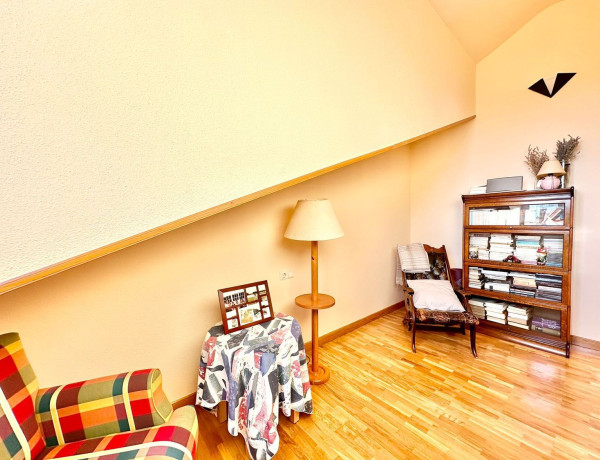 Ático en venta en calle Santiago Ramon y Cajal