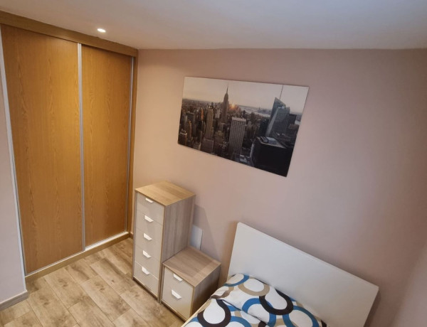 Piso en venta en calle Julio Calvo, 4