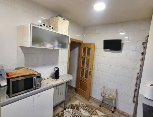 Piso en venta en calle Julio Calvo, 4