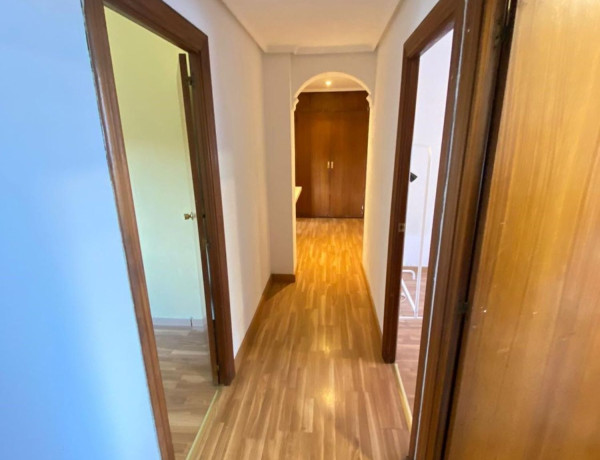 Piso en venta en Arrabal