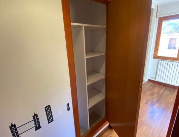 Ático en venta en Salvador Allende-Parque Goya-Zorongo