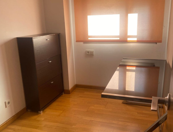 Piso en venta en calle de Suīssa, 9