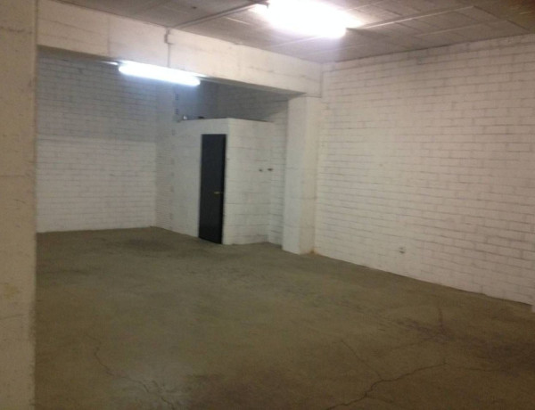 Local en venta en Berga