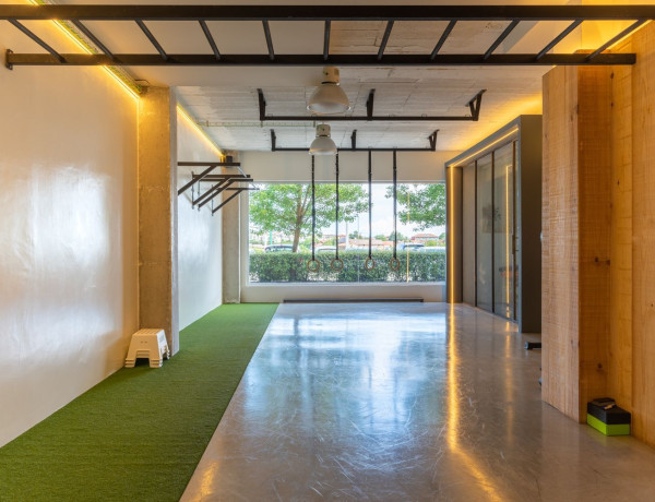 Alquiler de Local en avenida Mompía, 9 AvenidadelaLibertad