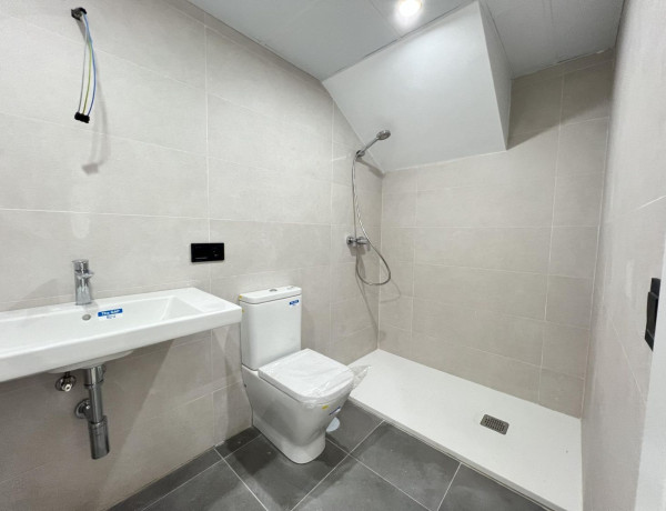 Chalet adosado en venta en Zona Fuentemora