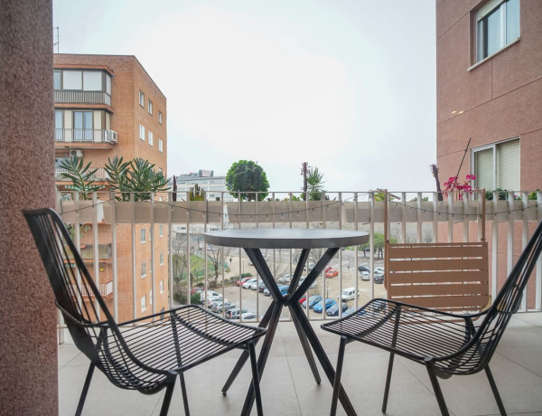 Piso en venta en avenida Llano Castellano