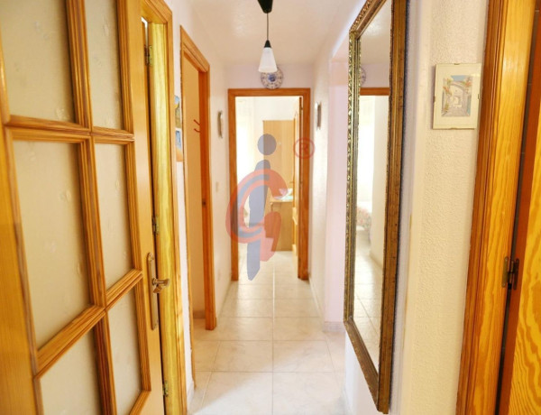 Piso en venta en avenida de Cervantes, 68