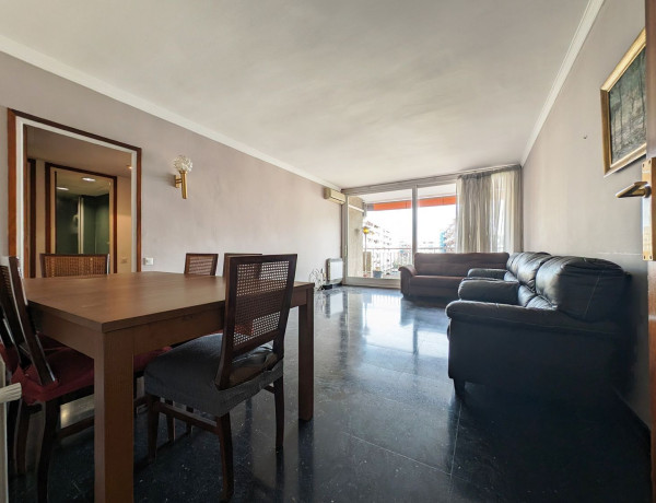 Piso en venta en Gran Vía de Carlos III