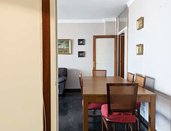 Piso en venta en Gran Vía de Carlos III