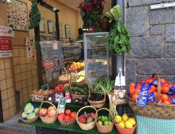 Alquiler de Local en calle de Mauricio Legendre, 7