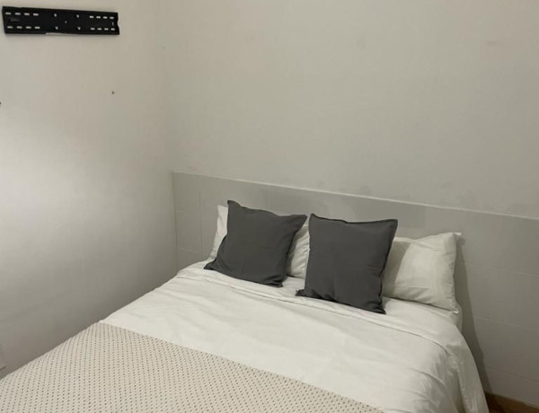 Piso en venta en avenida de la Albufera, 23