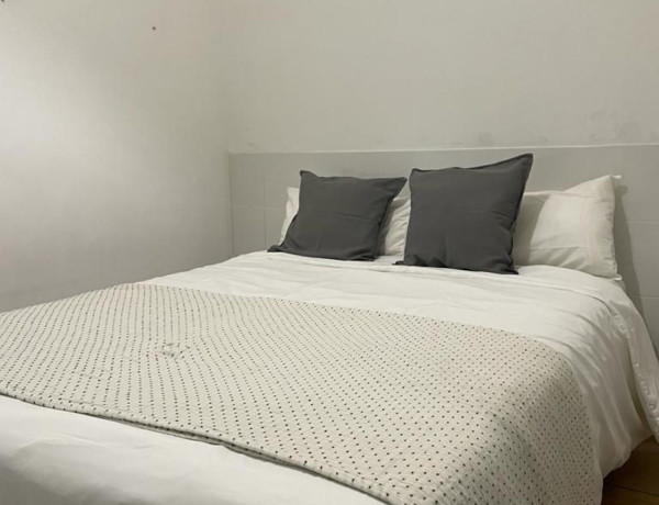 Piso en venta en avenida de la Albufera, 23