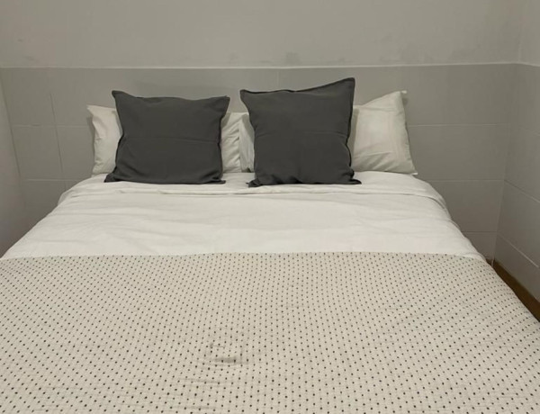 Piso en venta en avenida de la Albufera, 23