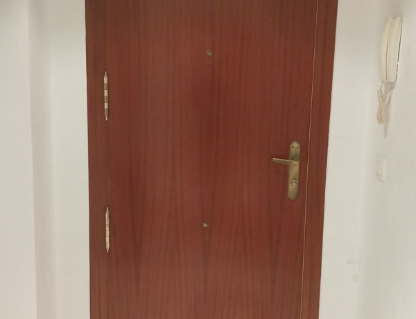 Piso en venta en calle Torres Naharro, 2