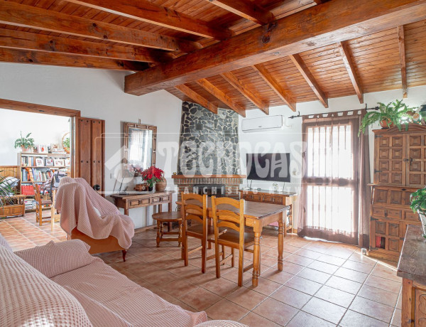 Ático en venta en Iznate