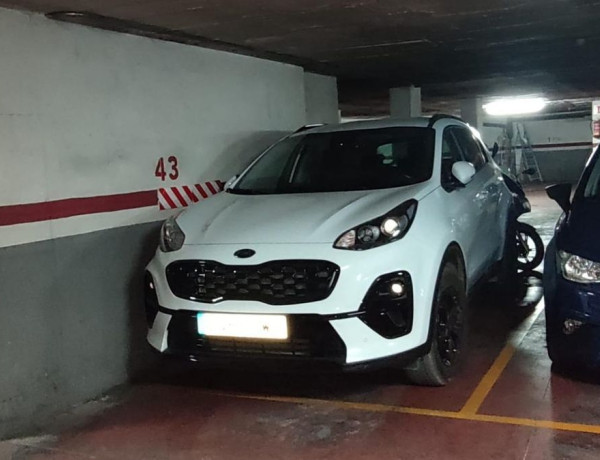 Garaje en venta en Calella