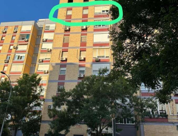 Piso en venta en calle Arcángel San Miguel