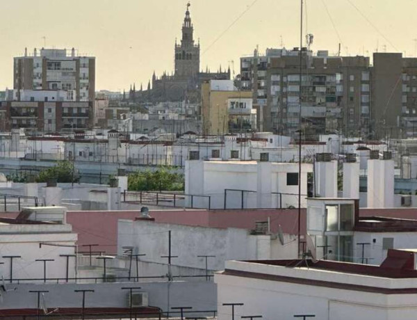 Piso en venta en calle Arcángel San Miguel