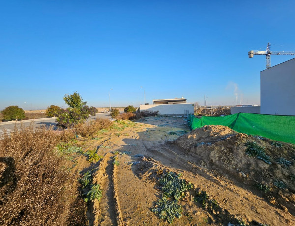 Terreno en venta en calle Somalia, 46