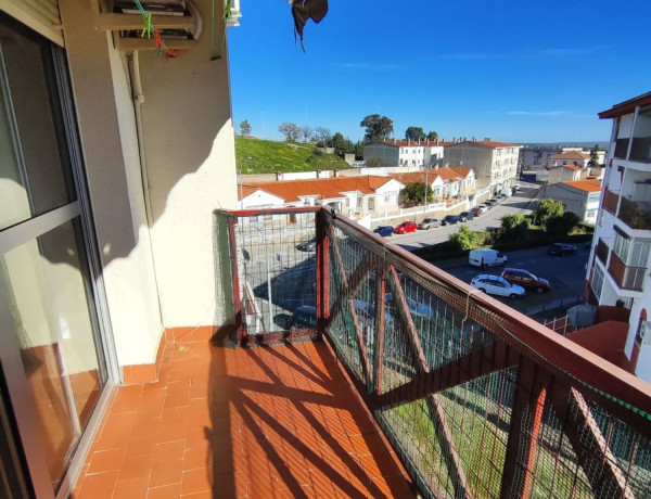 Piso en venta en calle Piloto Henry Thissier, 6