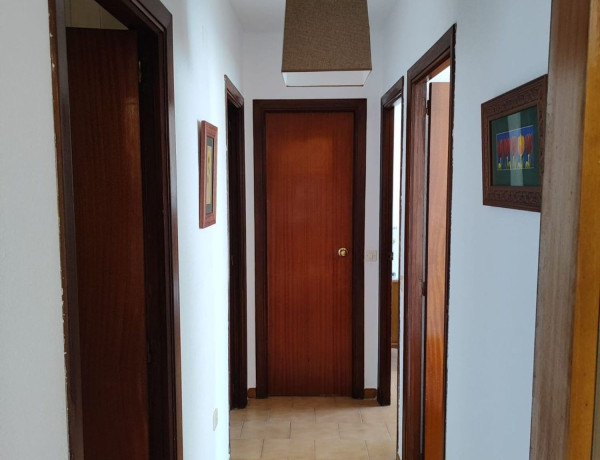 Piso en venta en calle Piloto Henry Thissier, 6