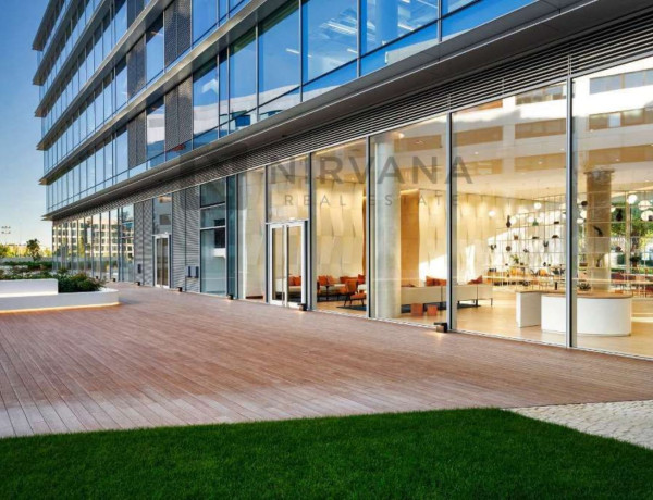 Alquiler de Oficina en calle del Puerto de Somport