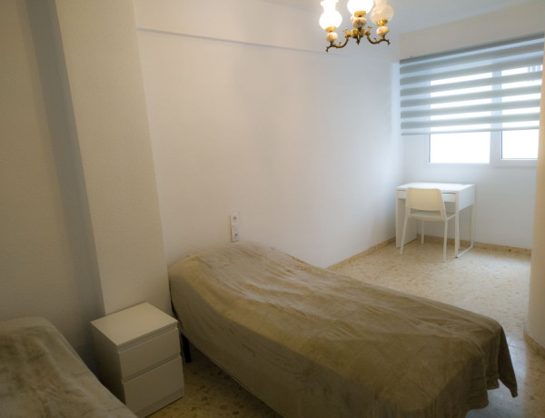 Piso en venta en calle del Capitán Rueda, 28