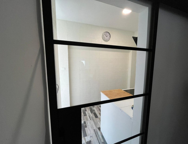 Piso en venta en calle del Pinar del Rey, 35