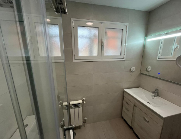 Piso en venta en calle del Pinar del Rey, 35