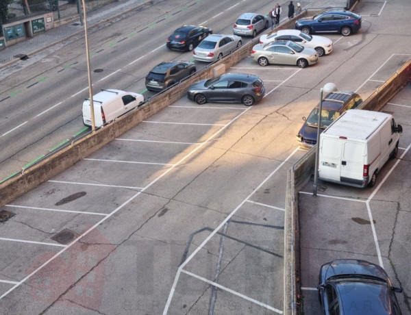 Piso en venta en calle de Salvador de Madariaga