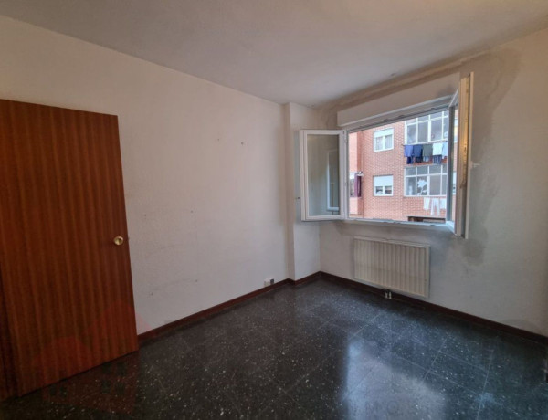 Piso en venta en calle de Salvador de Madariaga