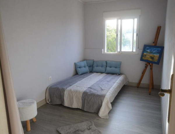 Chalet adosado en venta en calle el Limonar, 35